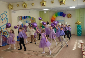 Выпускной в ДОУ Выпускной в ДОУ.