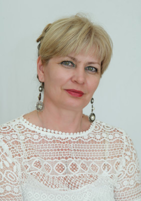 Музыкальный руководитель Кошелева Елена Анатольевна Музыкальный руководитель Кошелева Елена Анатольевна
